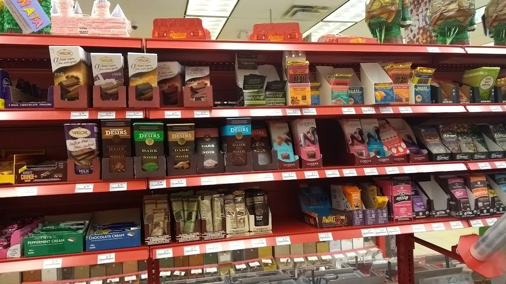 Bulk Barn | 40 Quarry Street East #20, Cochrane, AB T4C 0W6, Canada | Phone: (403) 851-3700