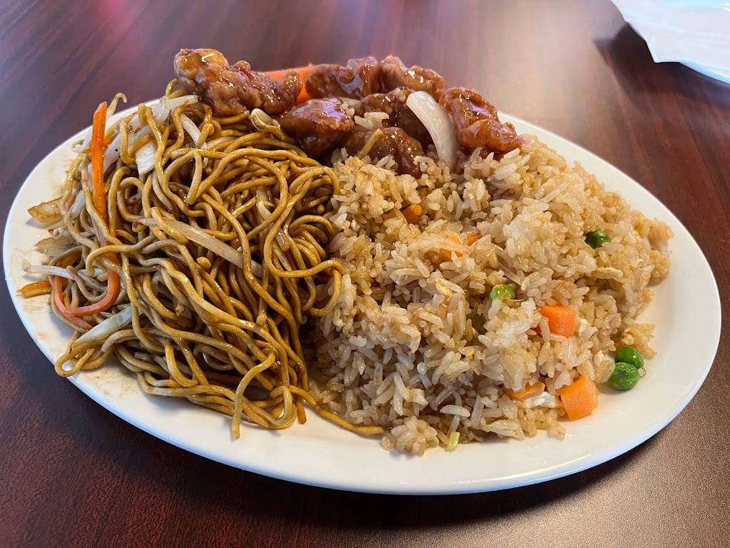 Twins Restaurant | 8331 Chappelle Way SW, Edmonton, AB T6W 4S1, Canada | Phone: (780) 705-7872