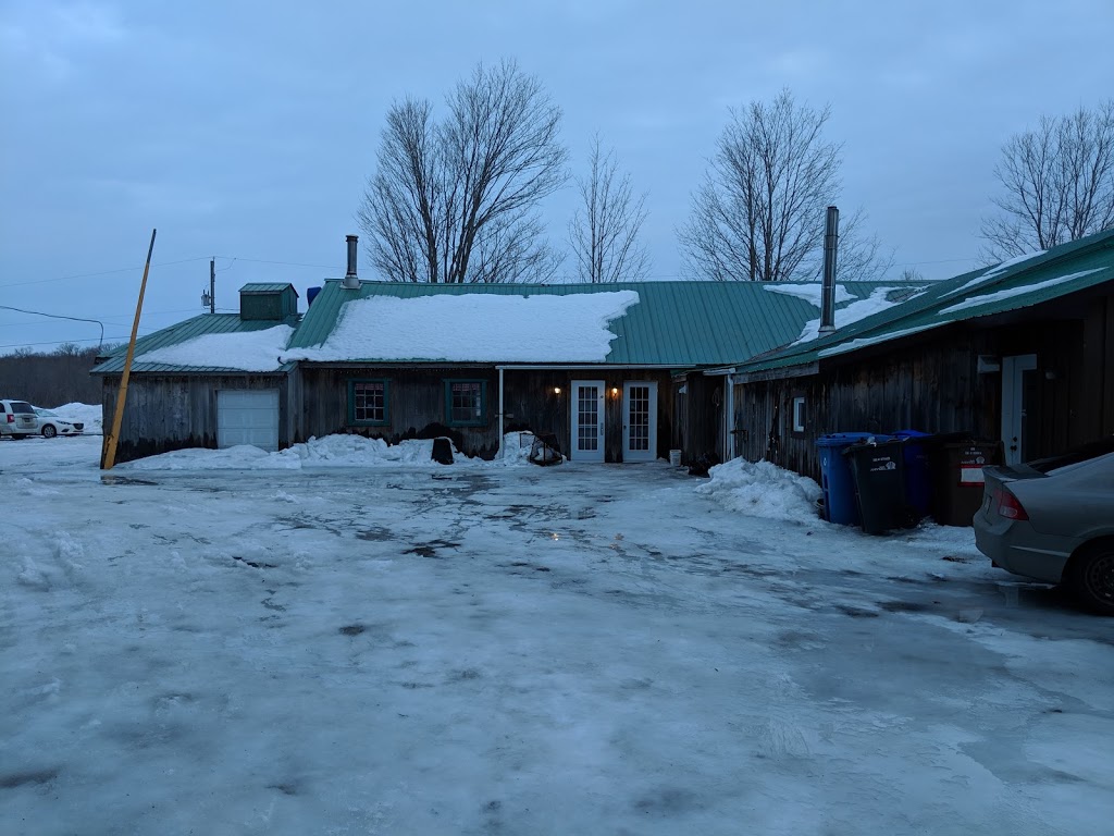 Sucrerie Belle-Rivière | 11110 Côte des Saints, Mirabel, QC J7N 2W1, Canada | Phone: (514) 434-7315
