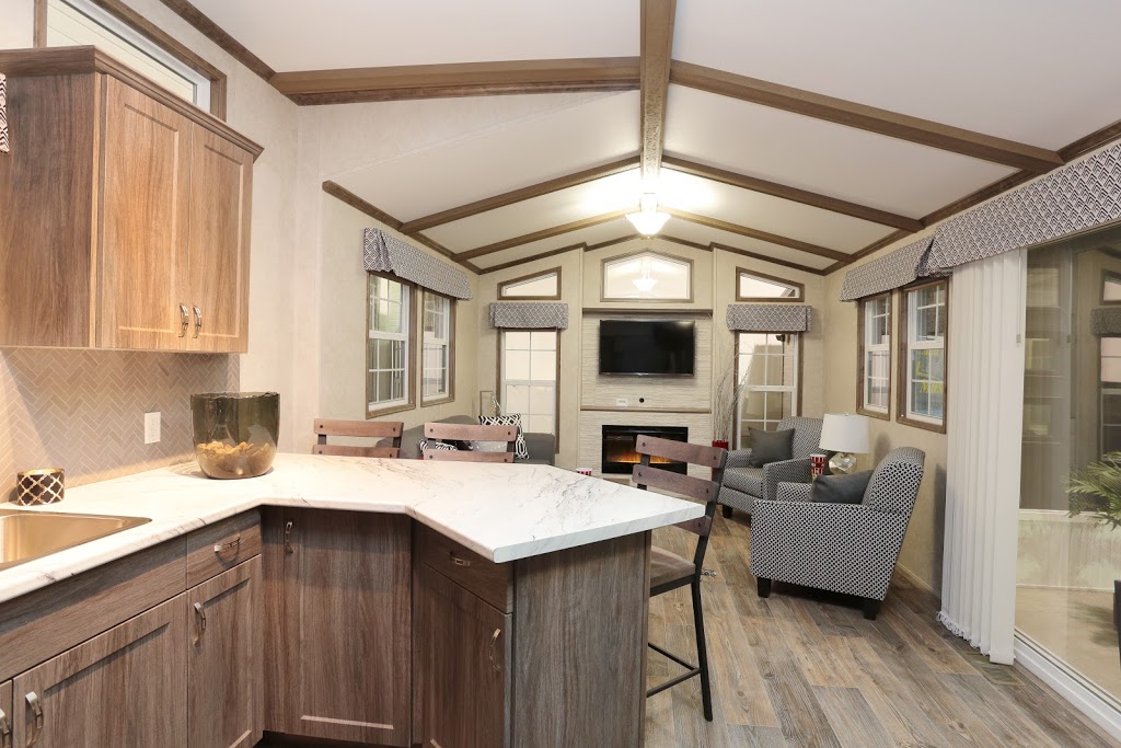 General Coach Canada | 73 Mill St, Hensall, ON N0M 1X0, Canada | Phone: (855) 262-2600