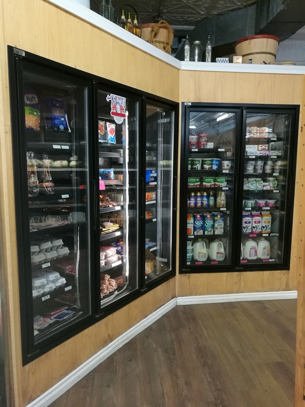 Kellys General Store | Canada, Saskatchewan, Imperial, Royal St, CA邮政编码: S0G 2J0 | Phone: (306) 963-2020