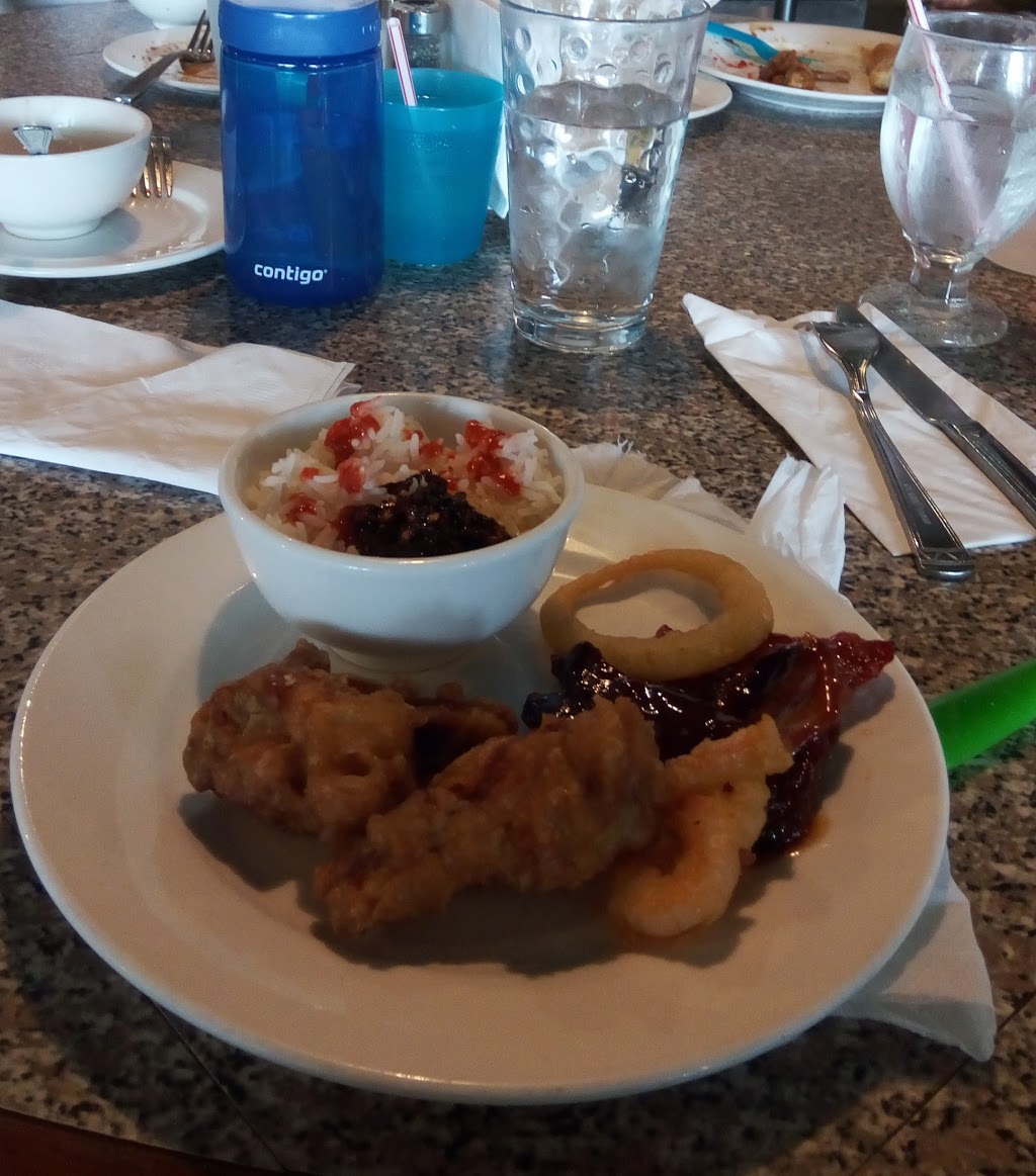 Starlight Chinese Restaurant | 960 Yankee Valley Blvd #205, Airdrie, AB T4A 2E4, Canada | Phone: (403) 912-7887
