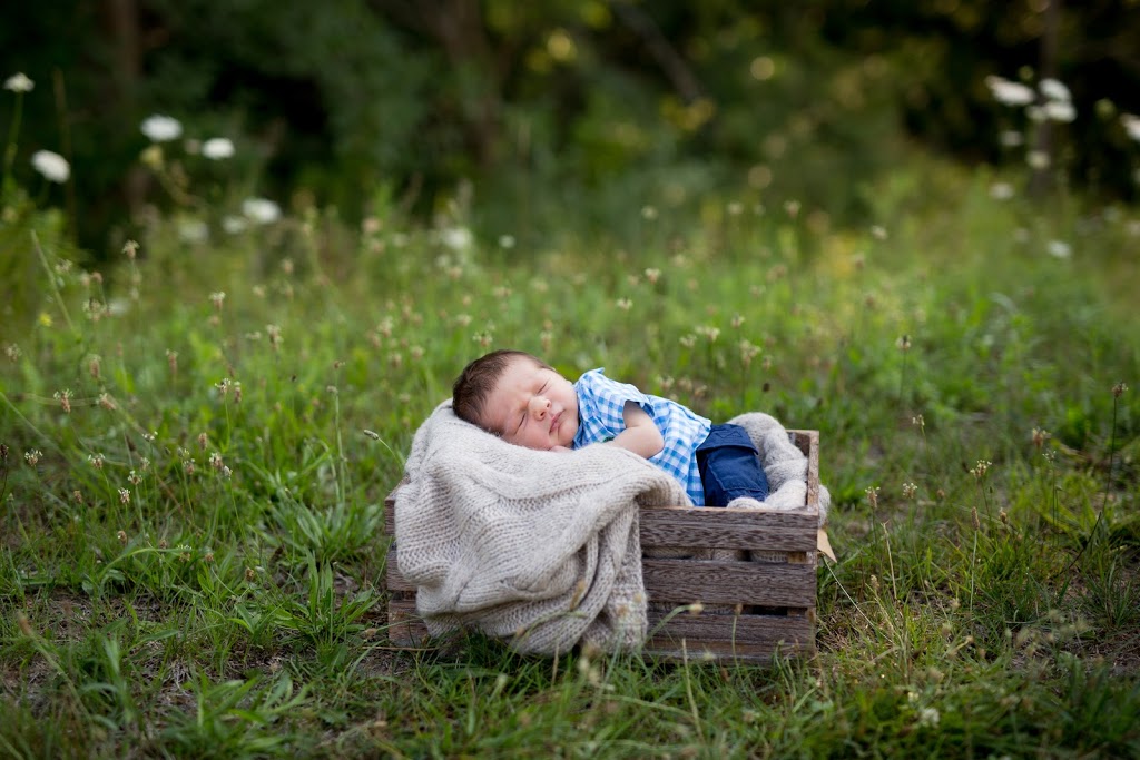 Chelsey Kae Photography | 6506 Roszell Rd, Cambridge, ON N3C 2V3, Canada | Phone: (519) 277-0326