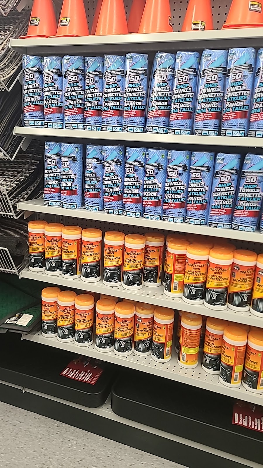 Dollarama | 605-D Rue Thibault, Sherbrooke, QC J1H 3B2, Canada | Phone: (819) 823-9814