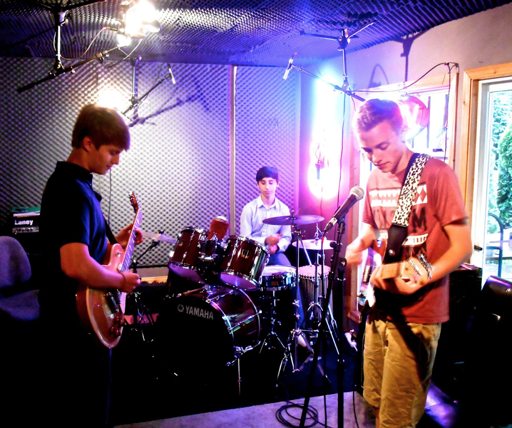Jesse Burch Music Lessons | 2711, Vancouver, BC V5K 1K2, Canada | Phone: (604) 250-7972