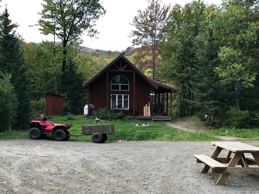 Les Côteaux Missisquoi | 573 Chemin de Bolton Ctre, Saint-Étienne-de-Bolton, QC J0E 2E0, Canada | Phone: (514) 944-6139