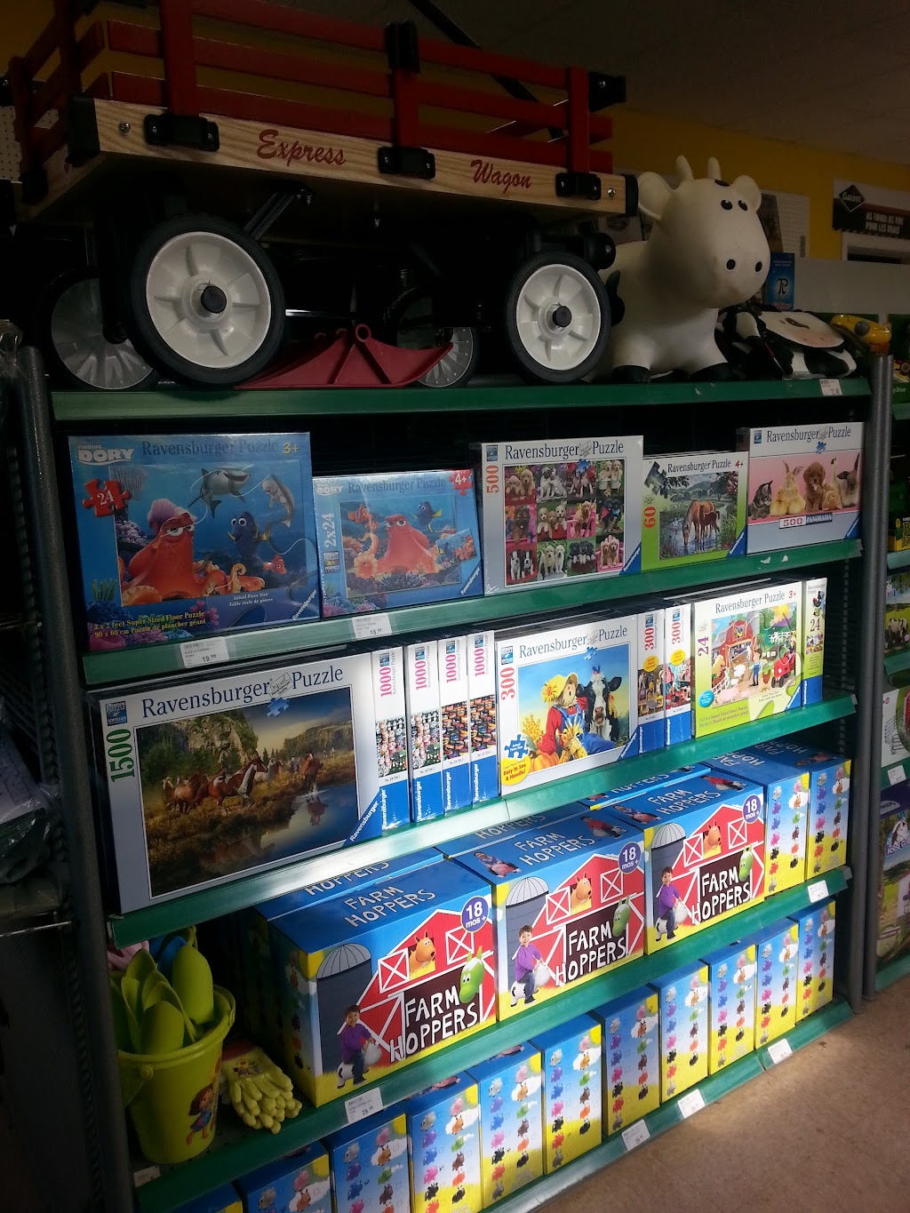 Kensington Country Store | 48 Victoria St E, Kensington, PE C0B 1M0, Canada | Phone: (902) 836-3116