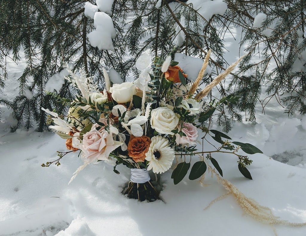 Lace & BIRCH Flower Shop | 1467 Centre Rd, Carlisle, ON L0R 1H2, Canada | Phone: (905) 690-1414