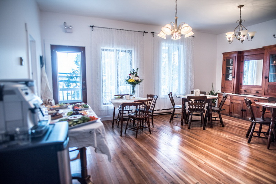 lAuberge de la Rive Gauche | 106 Rue Masson, Sainte-Thècle, QC G0X 3G0, Canada | Phone: (581) 781-7800