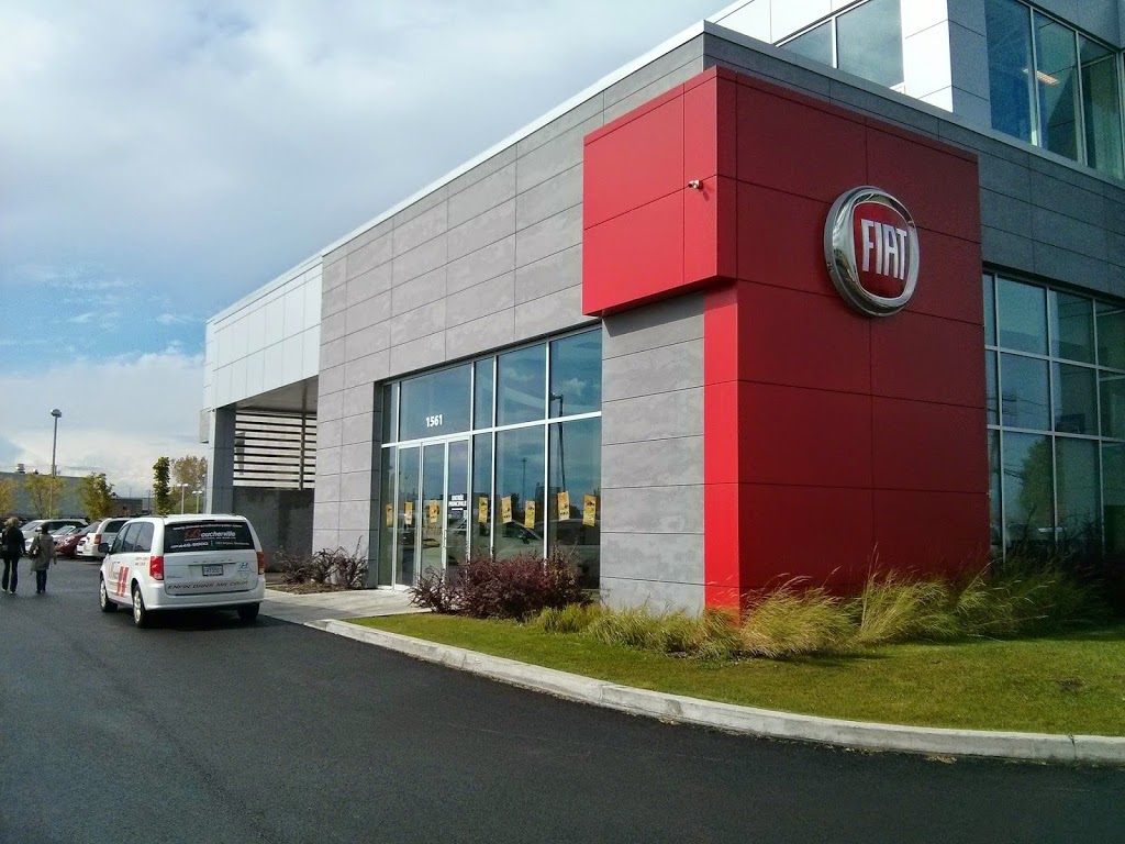 Boucherville Chrysler | 1561 Rue Ampère, Boucherville, QC J4B 5Z5, Canada | Phone: (888) 894-7852