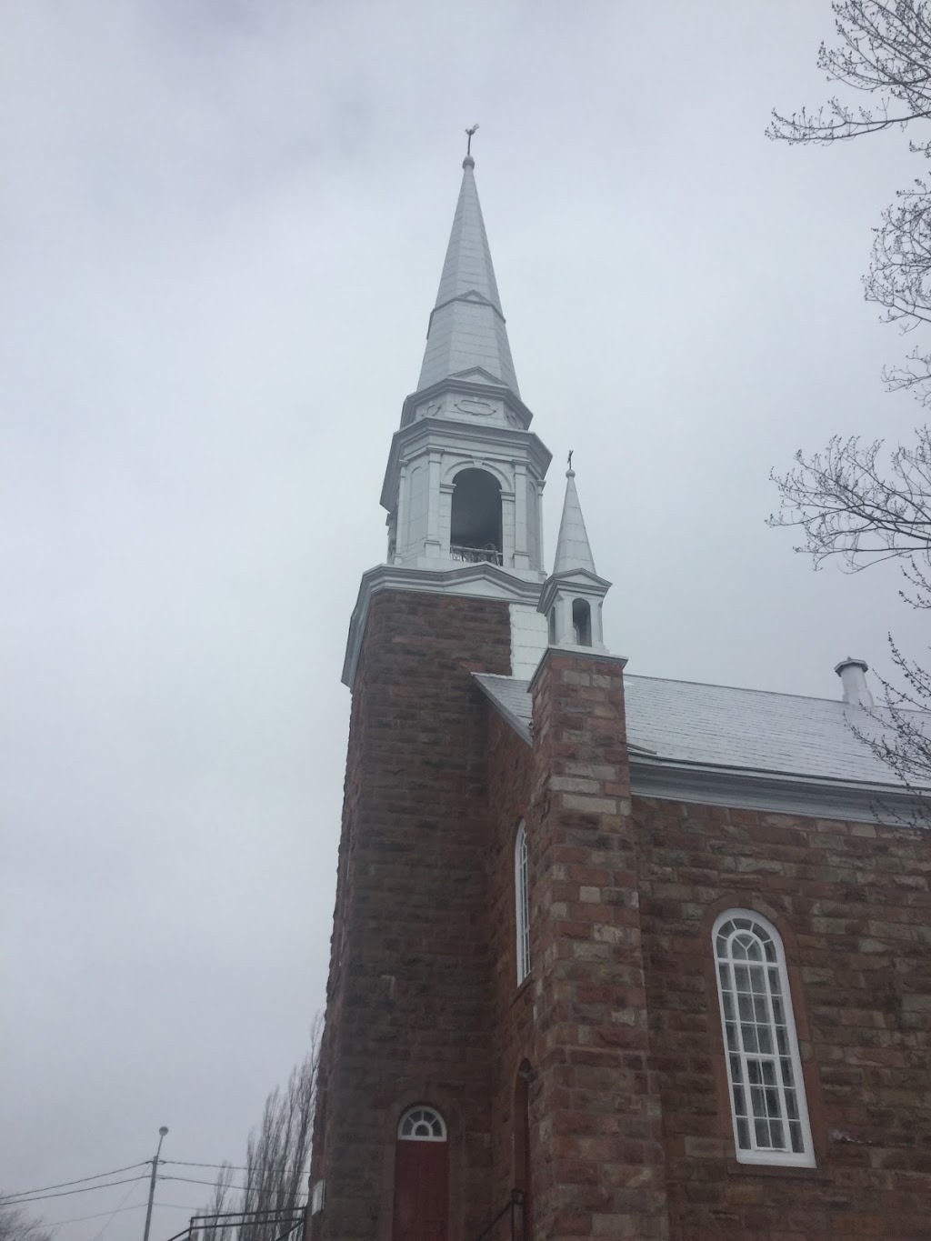 Église catholique Sainte-Françoise-Romaine | 23 Rue Principale, Sainte-Françoise, QC G0L 3B0, Canada | Phone: (418) 851-1116