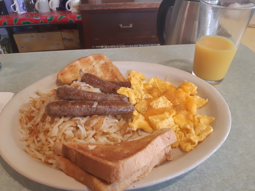 Magpies Diner | 6762 Cranberry St, Powell River, BC V8A 3Z3, Canada | Phone: (604) 483-9114