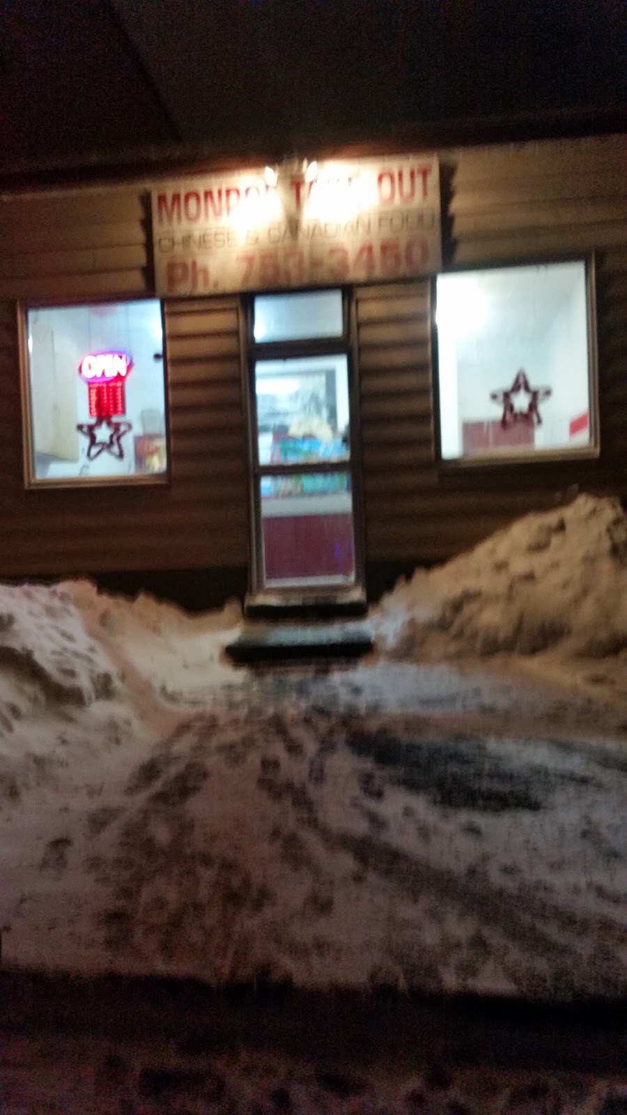 Monroe Take Out | 84 Monroe St, St. Johns, NL A1C 1Y5, Canada | Phone: (709) 753-3450