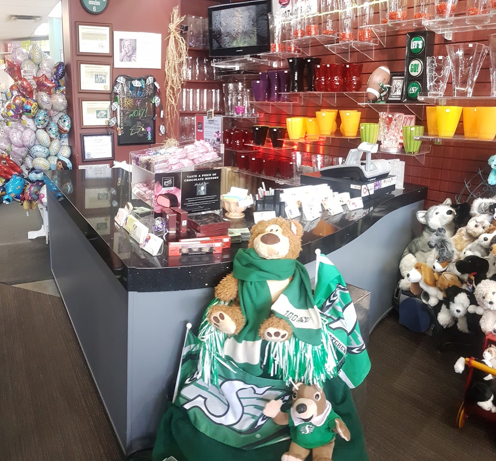 Select Roses | 3120 8 St E #112, Saskatoon, SK S7H 0W2, Canada | Phone: (306) 477-6737
