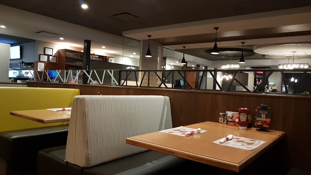 Restaurant Normandin | 25 Boulevard Taché E, Montmagny, QC G5V 1V6, Canada | Phone: (418) 248-3667