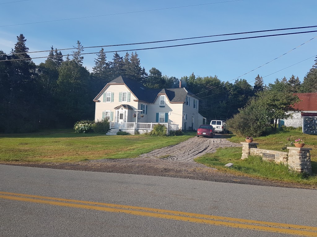 Barrett Bed and Breakfast | 723 Feltzen South Rd, Rose Bay, NS B0J 2X0, Canada | Phone: (902) 640-2111