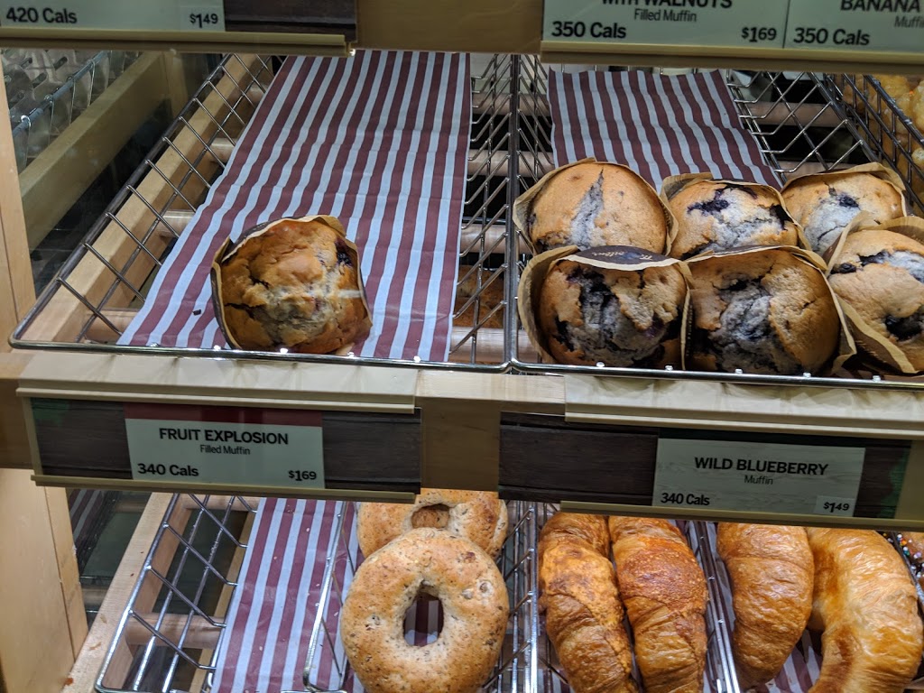 Tim Hortons | 1530 North Service Rd W, Oakville, ON L6M 4A1, Canada | Phone: (905) 465-1214
