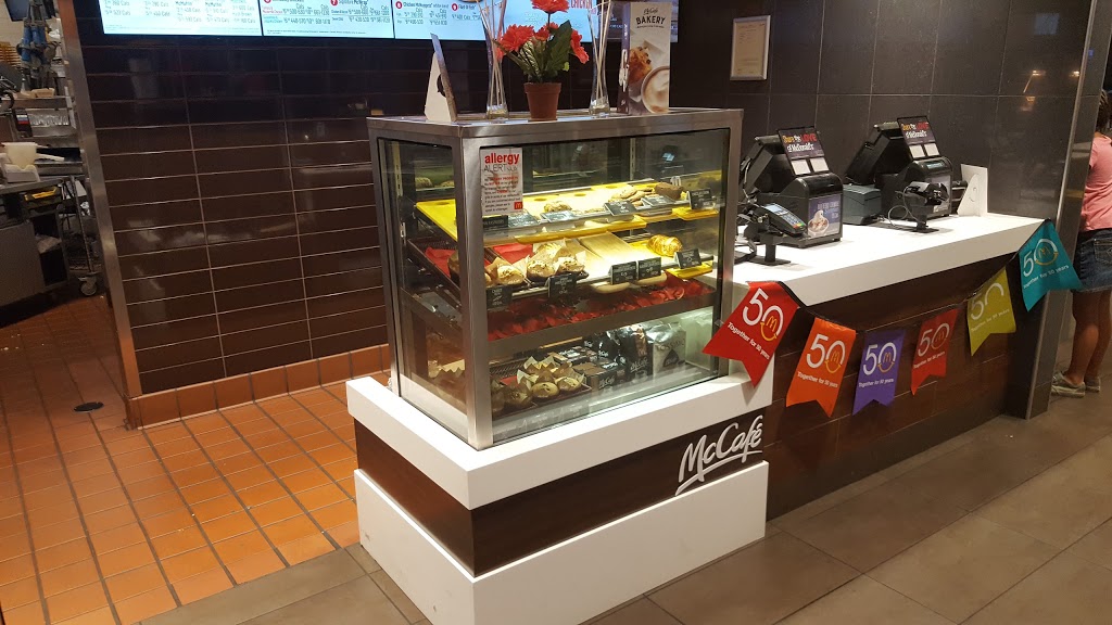 McDonalds | 1887 Main St, Winnipeg, MB R2V 2A7, Canada | Phone: (204) 949-6029