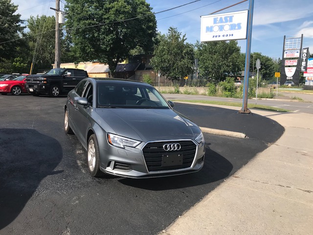 East Motors Ltd | 651 Montréal Rd, Ottawa, ON K1K 0T4, Canada | Phone: (613) 749-0231