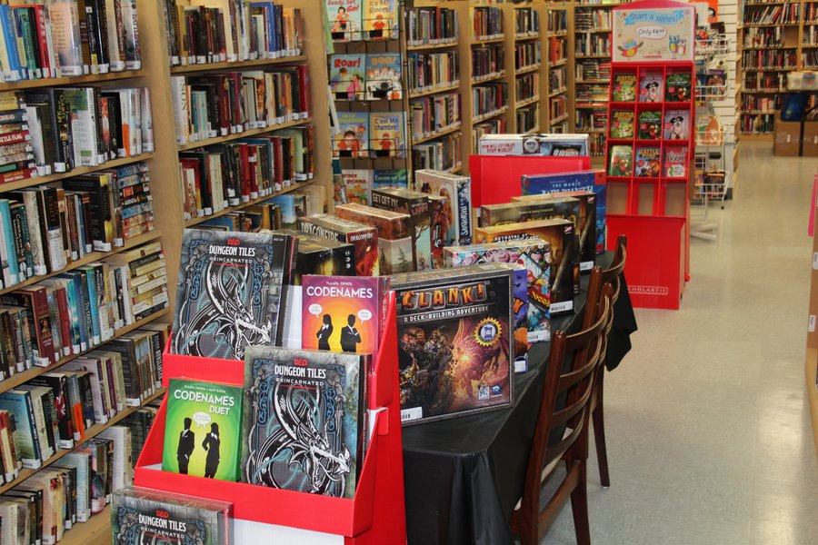Fiction Addiction Books & Games | 6161 Thorold Stone Road Unit 5, Niagara Falls, ON L2J 1A4, Canada | Phone: (289) 296-6268