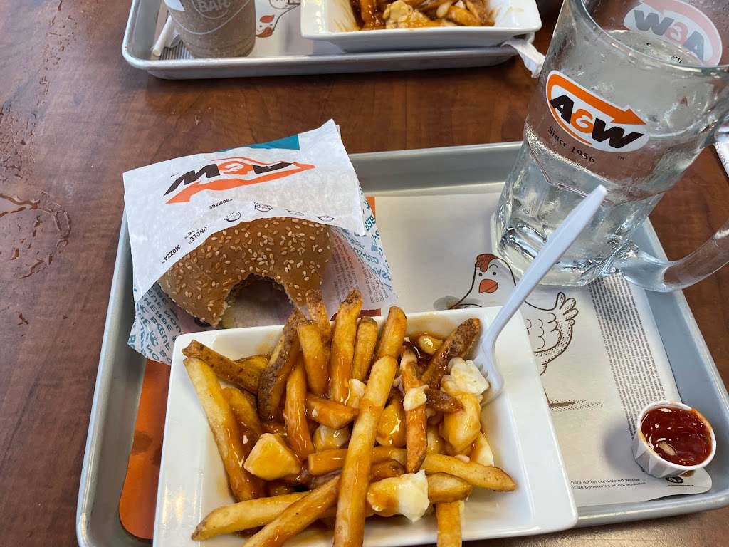 A&W Canada | 20 Bd Frontenac O, Thetford Mines, QC G6G 1M7, Canada | Phone: (418) 755-0302
