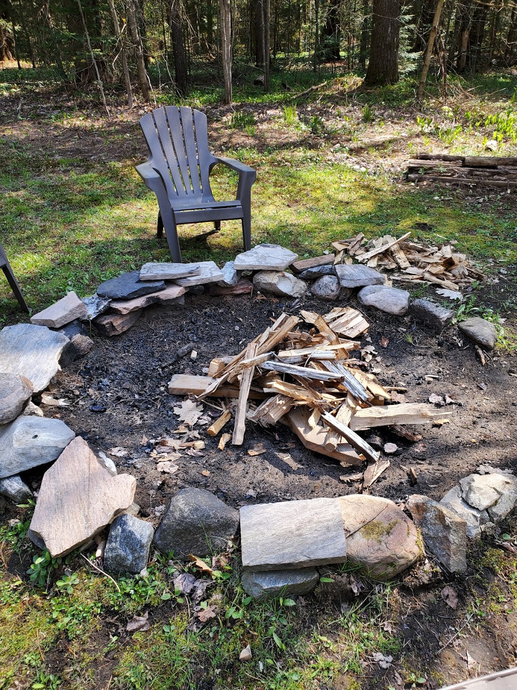 Sky Blue Cottage Retreat | 1130 Lone Pine Dr, Bracebridge, ON P1L 1X4, Canada | Phone: (647) 988-8209