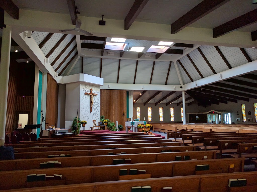 Regina Mundi Catholic Church | 631 Mohawk Rd W, Hamilton, ON L9C 1X7, Canada | Phone: (905) 385-3297