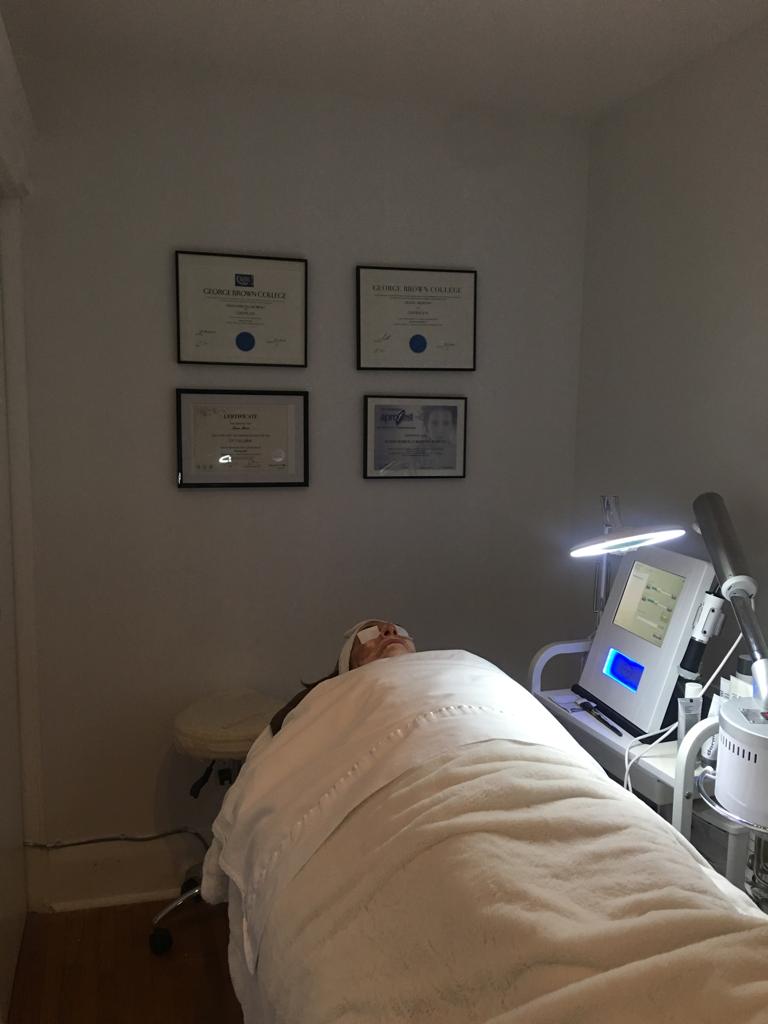 DM Skin Care Studio | 178 Queensdale Ave, East York, ON M4C 2A9, Canada | Phone: (647) 883-3750