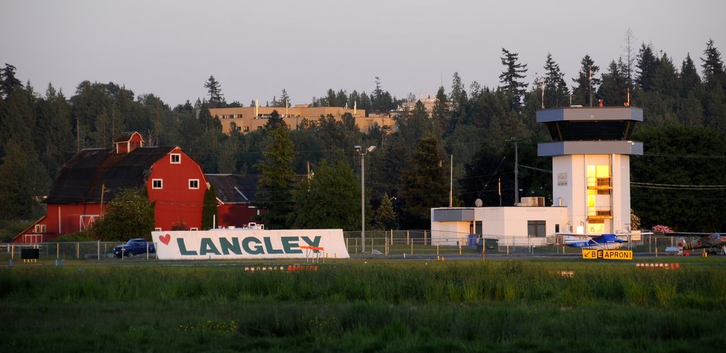 Langley Regional Airport | 5385 216 St, Langley City, BC V2Y 2N3, Canada | Phone: (604) 534-7330