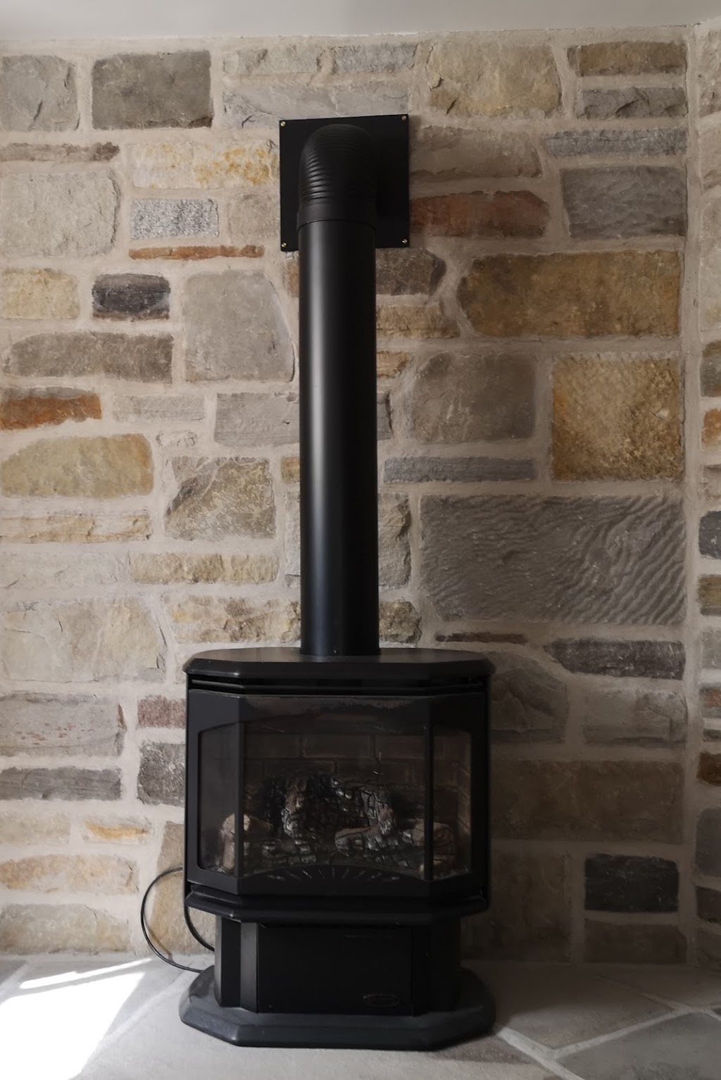 Maçonnerie Kelly | 255 Rue Bella, Saint-Jean-sur-Richelieu, QC J2X 3L7, Canada | Phone: (450) 358-0610