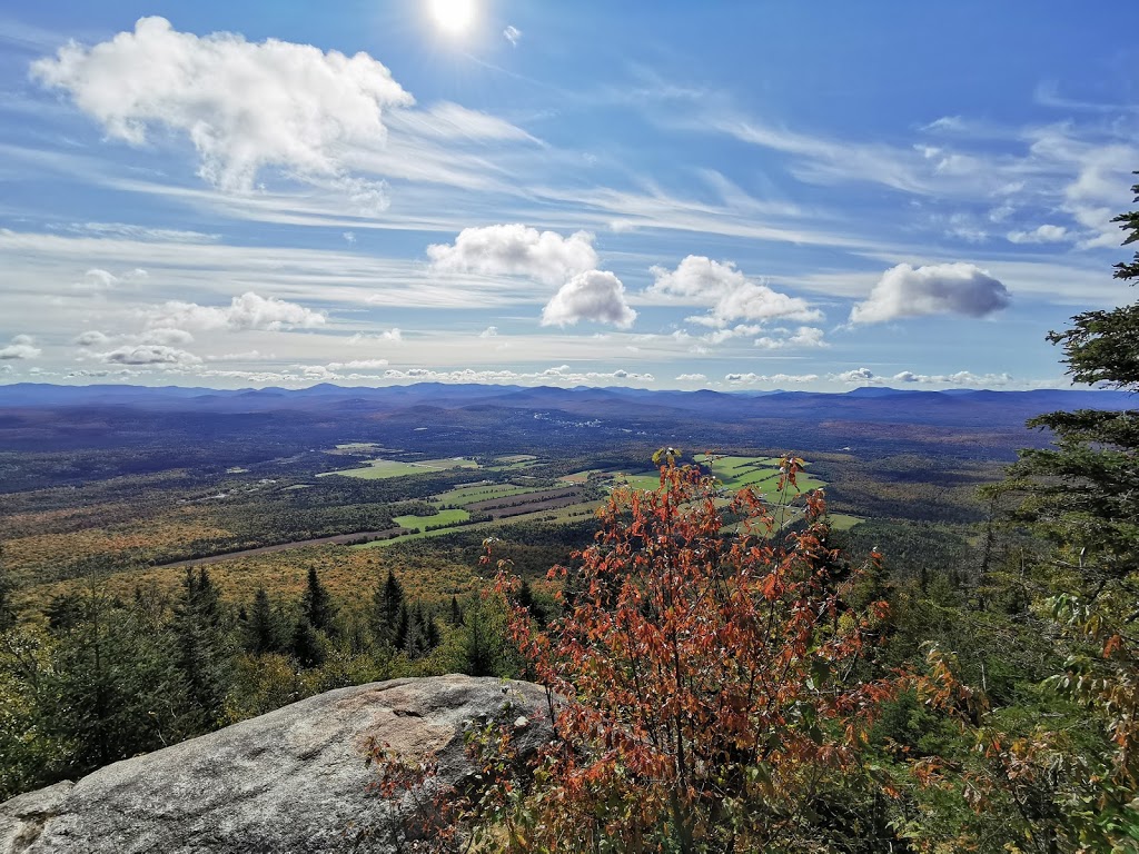 Refuge des Pèlerins | Val-Racine, QC J0B 2E0, Canada | Phone: (819) 888-2941
