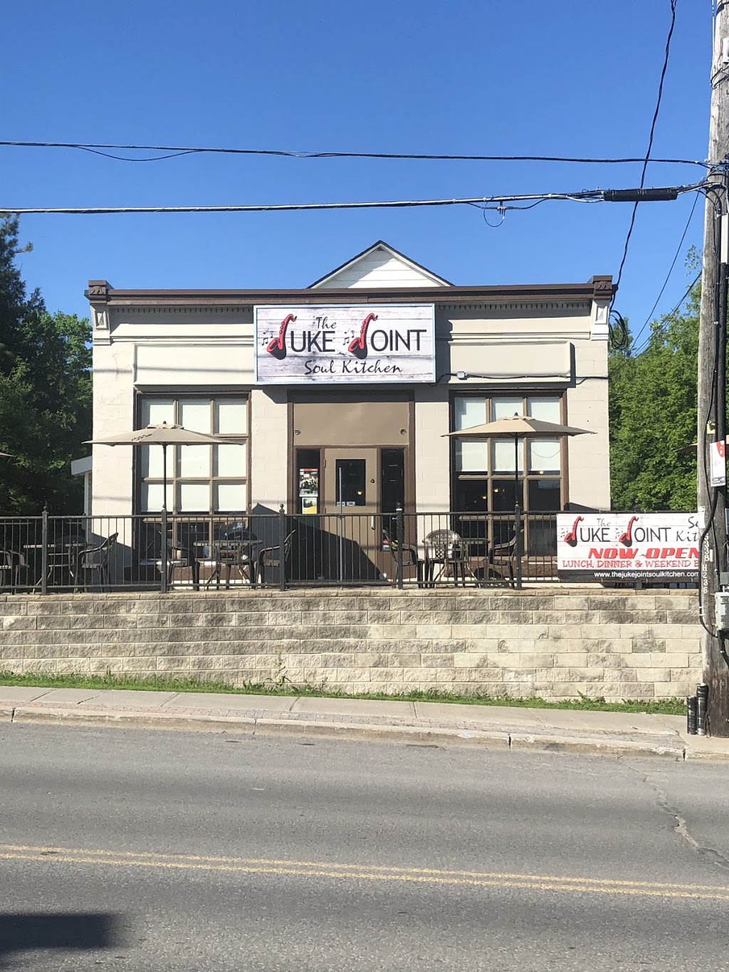 The Juke Joint Soul Kitchen | 3740 Carp Rd, Carp, ON K0A 1L0, Canada | Phone: (613) 470-8888