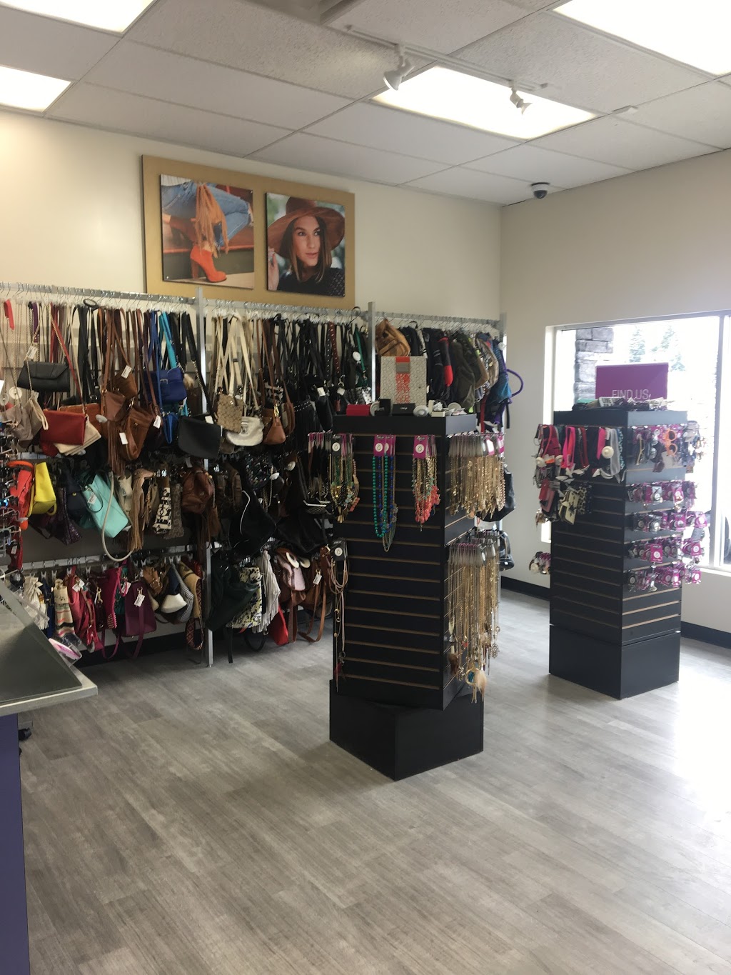 Platos Closet - Calgary South | 10233 Elbow Dr SW Unit 115, Calgary, AB T2W 1E8, Canada | Phone: (403) 252-5374