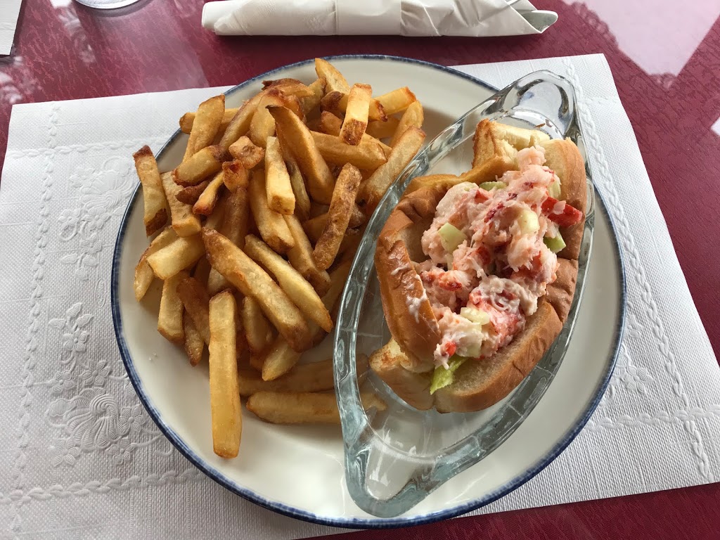 Log Cabin | 4145 NB-114, Hopewell Cape, NB E4H 3J4, Canada | Phone: (506) 734-2110