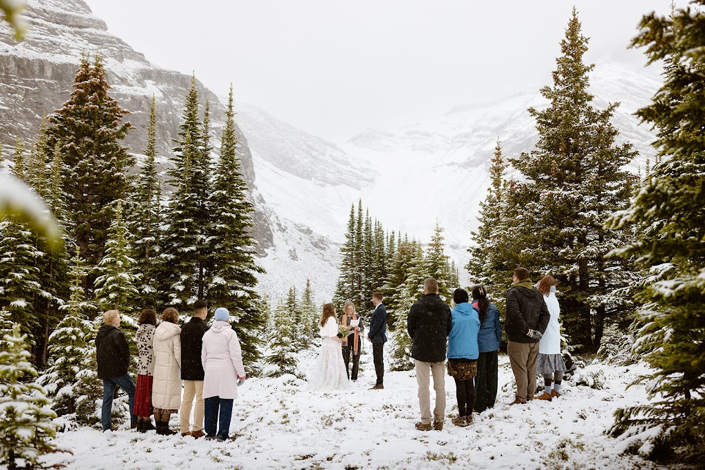 Marthas Heli Hikes | 132 Rundle Crescent, Canmore, AB T1W 2L6, Canada | Phone: (403) 609-0824