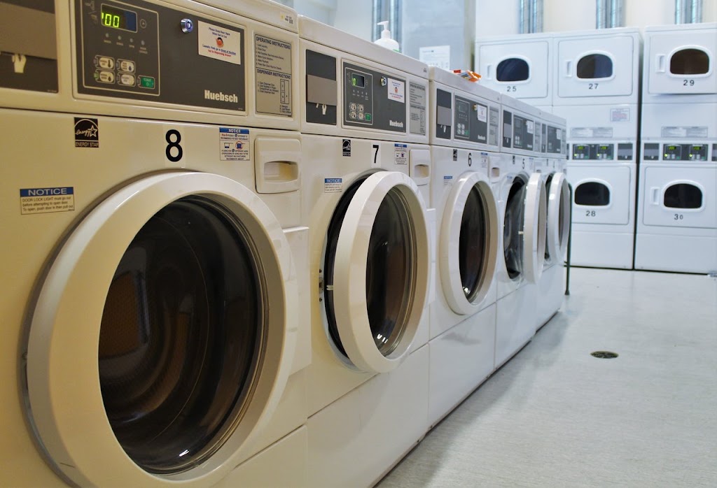 University of Lethbridge Lux Hotel | 15 Aperture Park W, Lethbridge, AB T1K 6T3, Canada | Phone: (403) 329-2244