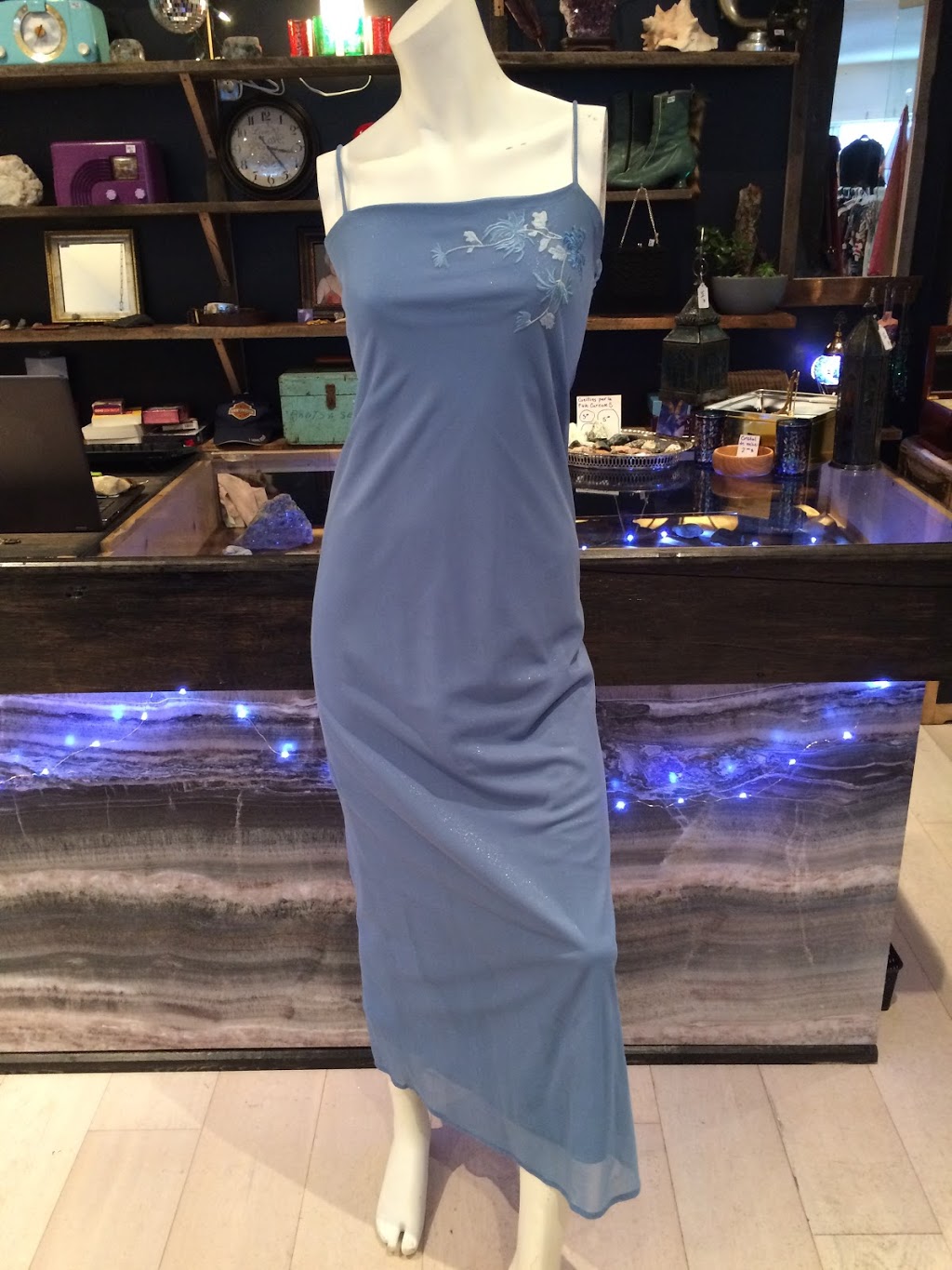 Friperie "La ptite Curieuse" | 164 ch. de saint-jean, La Prairie, QC J5R 2J8, Canada | Phone: (438) 921-6766