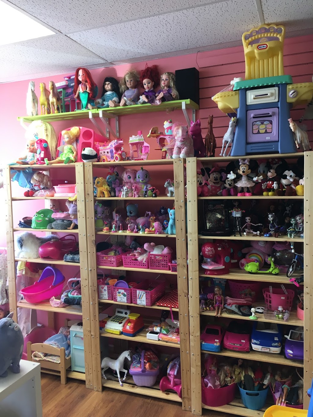 Le Bonheur De Sophie | 331 Rue de Rouville, Beloeil, QC J3G 1X1, Canada | Phone: (450) 527-3030