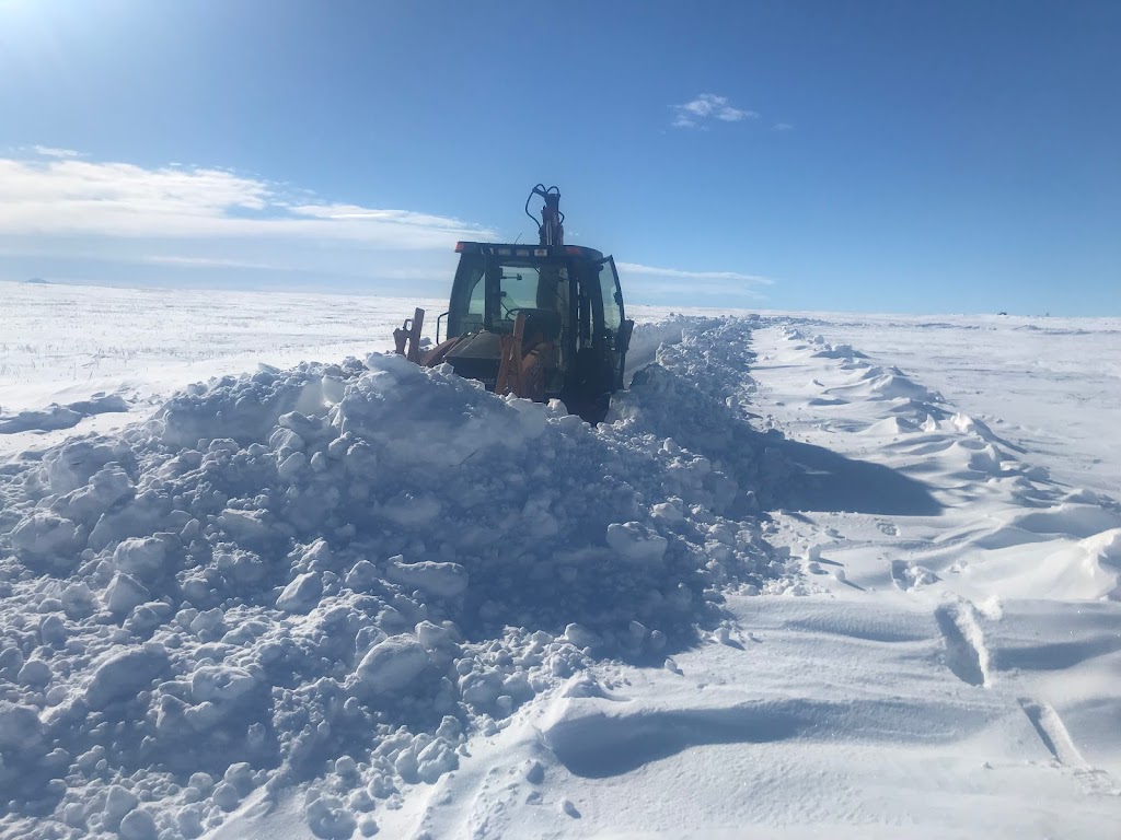 Hansens Excavating & Trucking Ltd. | Township Rd 100, Taber, AB T1G 0A6, Canada | Phone: (403) 223-9162