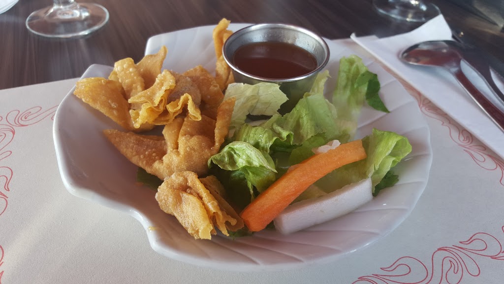 Restaurant Vien Dong | 661 Boulevard des Laurentides, Laval, QC H7G 2V8, Canada | Phone: (450) 629-1661