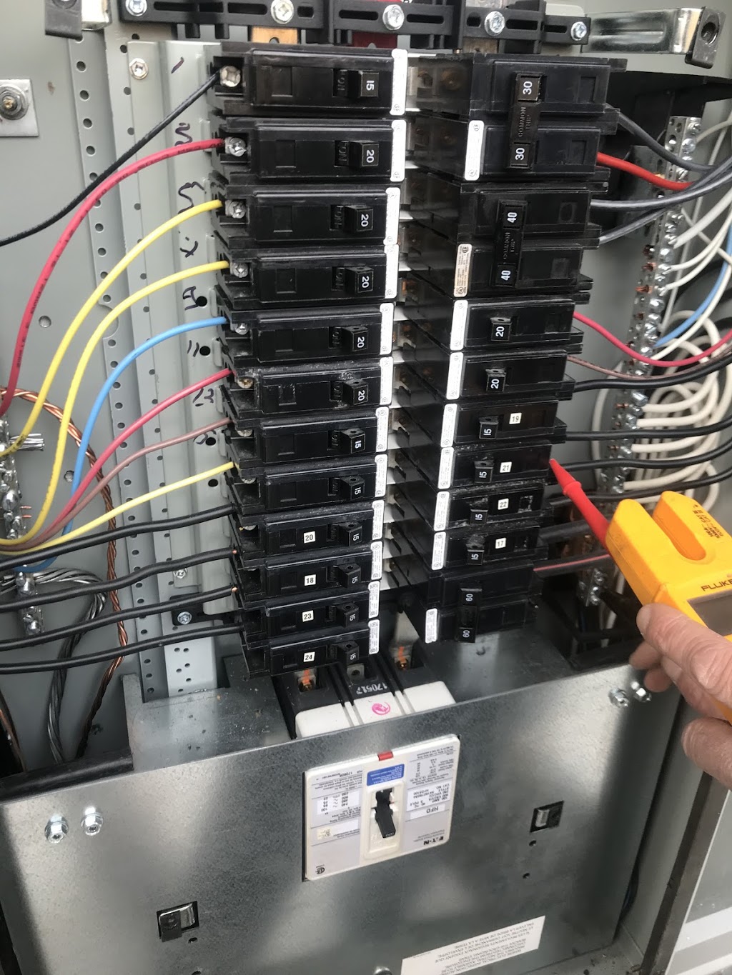 DMC Electrical Service Ltd | 237 Mersea Rd 15, Leamington, ON N8H 3V7, Canada | Phone: (519) 326-9707