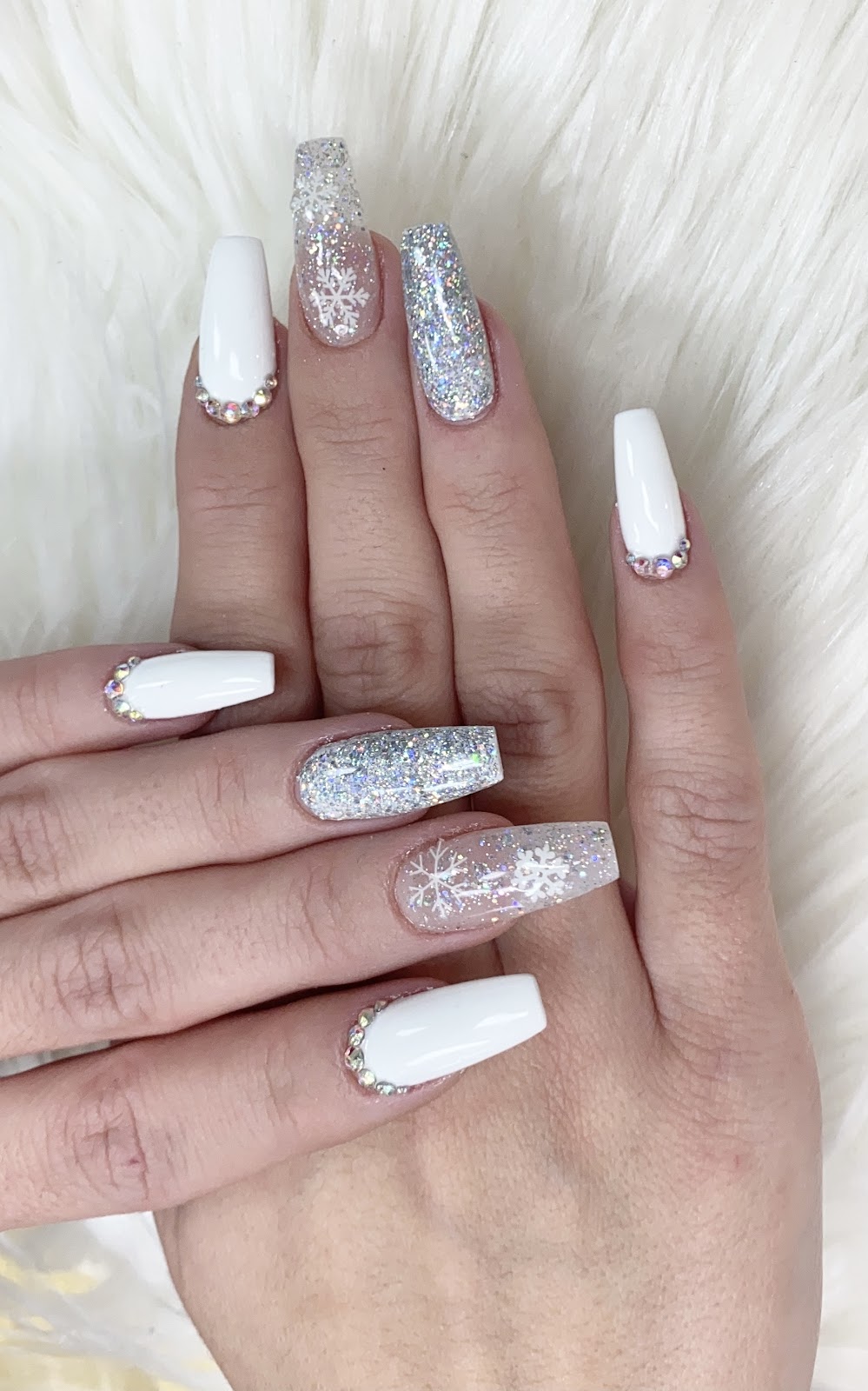 MOI nails & beauty | 1001 Rymal Rd E, Hamilton, ON L8W 3M2, Canada | Phone: (905) 387-9772