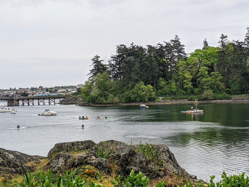 Banfield Park | 521 Craigflower Rd, Victoria, BC V9A 6Z5, Canada | Phone: (250) 590-8922
