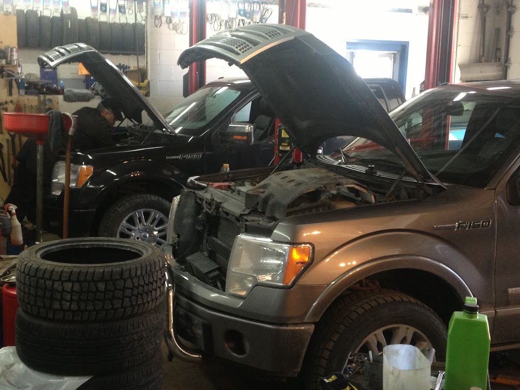 Centre De LAuto St-Philippe | 2996 Rue Sainte-Émilie, Jonquière, QC G7S 4M3, Canada | Phone: (418) 548-7822