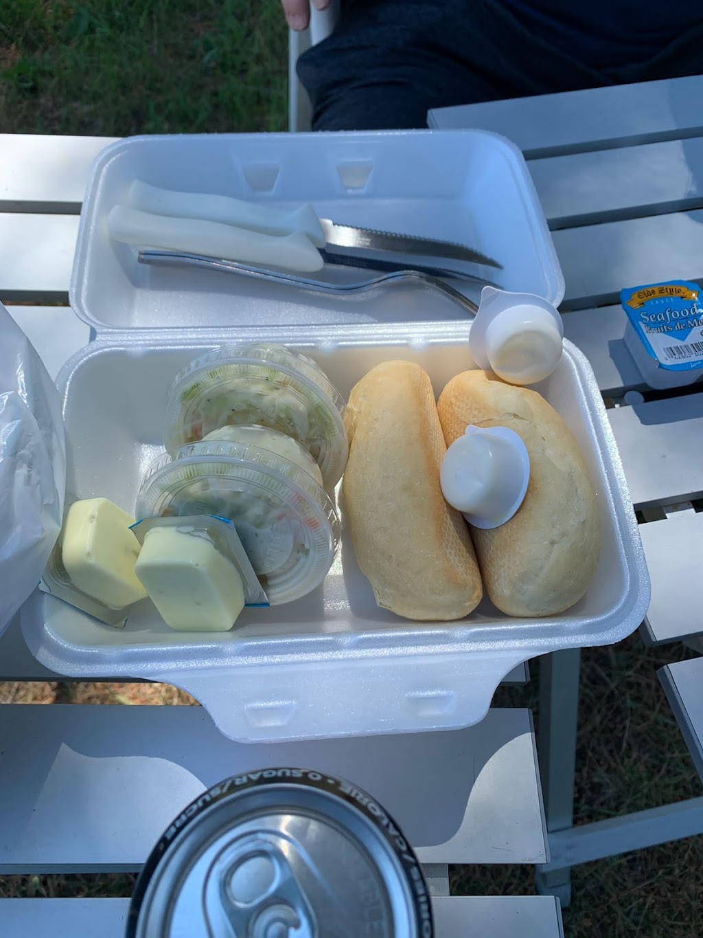 Cottage country fish & chips | 141 Hastings St N, Bancroft, ON K0L 1C0, Canada | Phone: (343) 476-5685