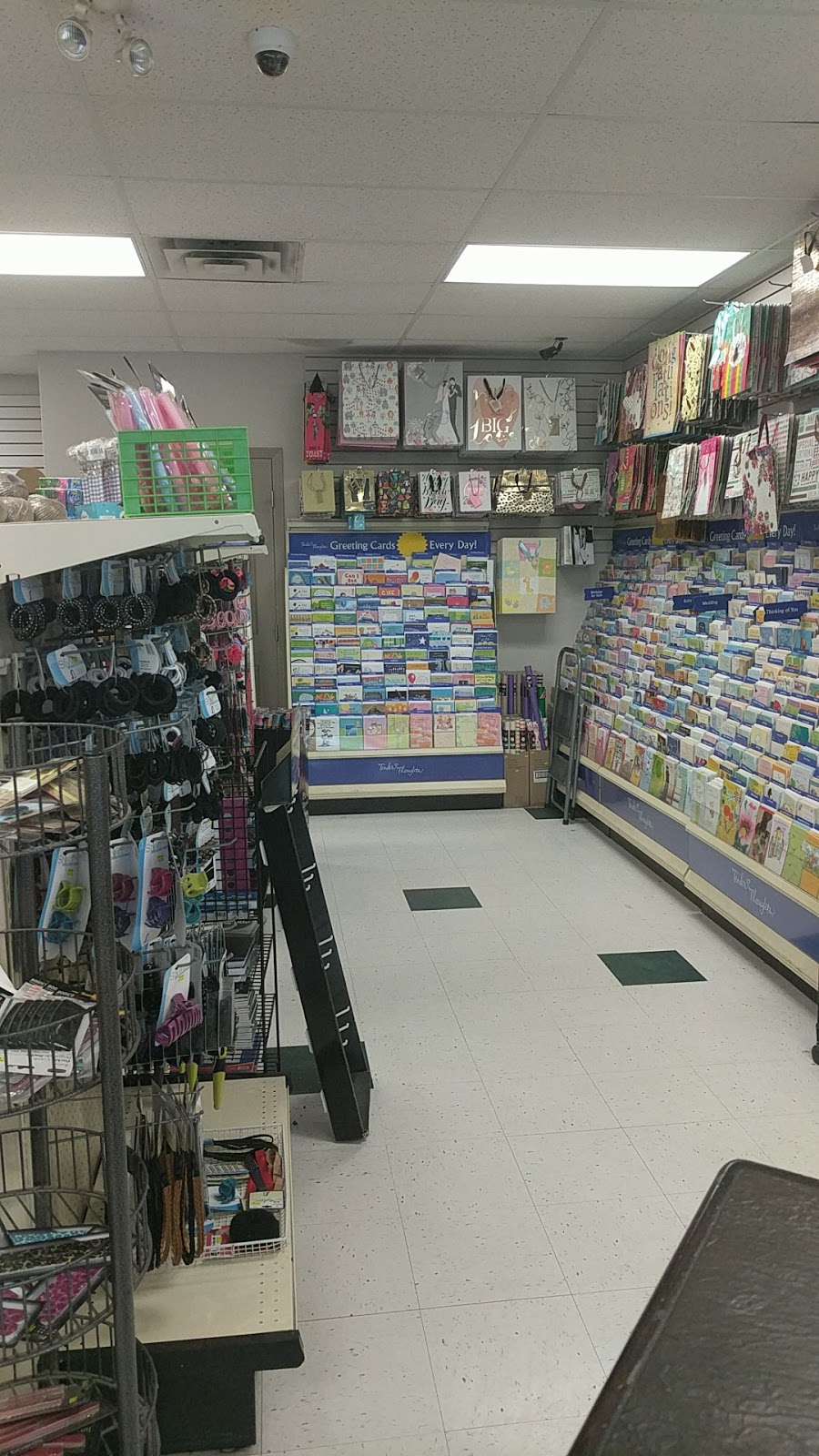 Rosedale Grocery | 51318 Yale Rd, Rosedale, BC V0X 1X0, Canada | Phone: (604) 794-7614