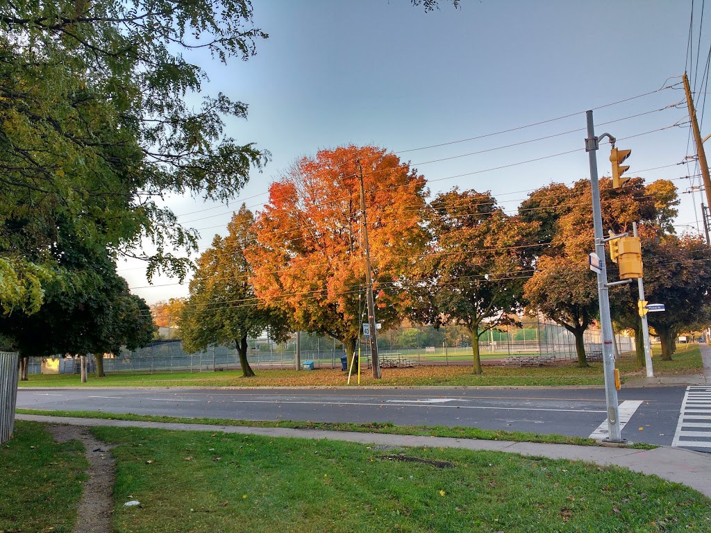 Heron Park | 292 Manse Rd, Scarborough, ON M1E 3V4, Canada | Phone: (416) 282-1322