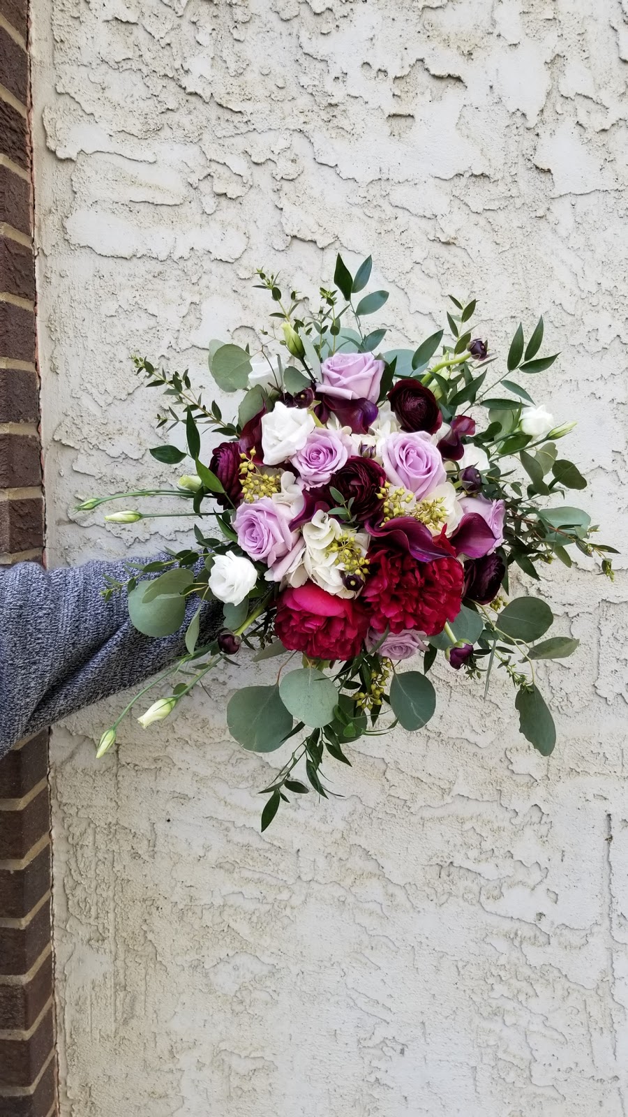 Aspen Florist | 3890 Sherwood Dr UNIT 935B, Sherwood Park, AB T8H 0Z9, Canada | Phone: (587) 599-1717