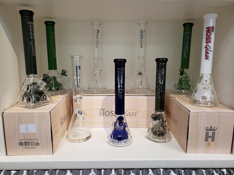 Buds Cannabis Sidney | 9775 Second St, Sidney, BC V8L 4P8, Canada | Phone: (778) 351-4201