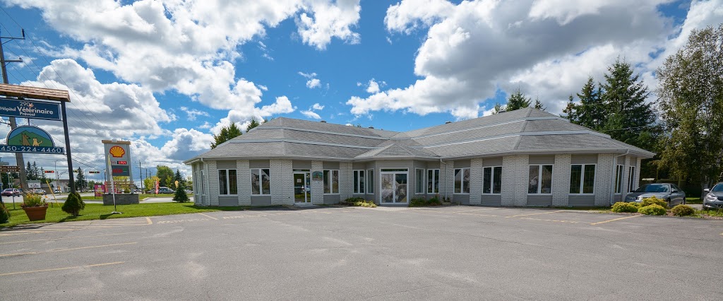 Hôpital Vétérinaire Prévost Inc. | 2906 Boulevard du Curé-Labelle, Prévost, QC J0R 1T0, Canada | Phone: (450) 224-4460